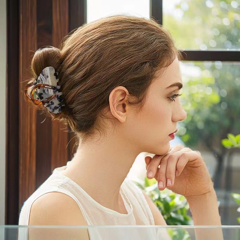 مشبك شعر أسيتات إيفا بيروني - Image 3
