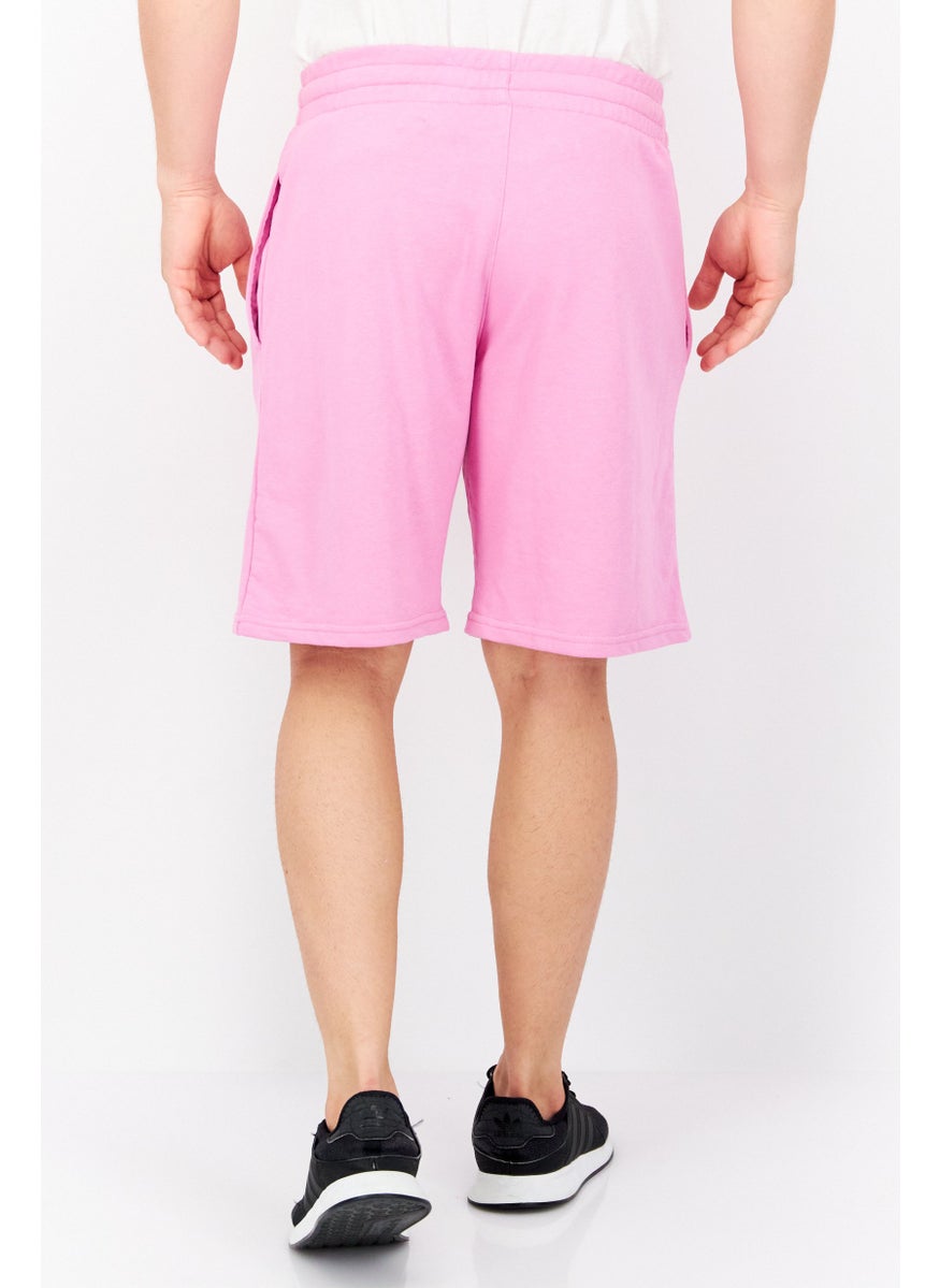 NEW ERA - Men Sportswear Fit Training Short, Pink - Image 1