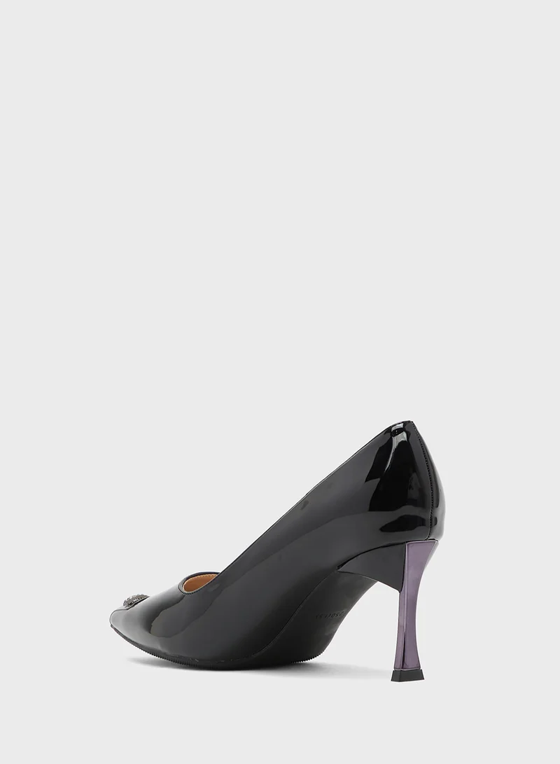 جينجر High Heeled Pump