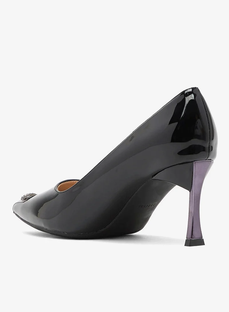 جينجر حذاء بكعب عالٍ