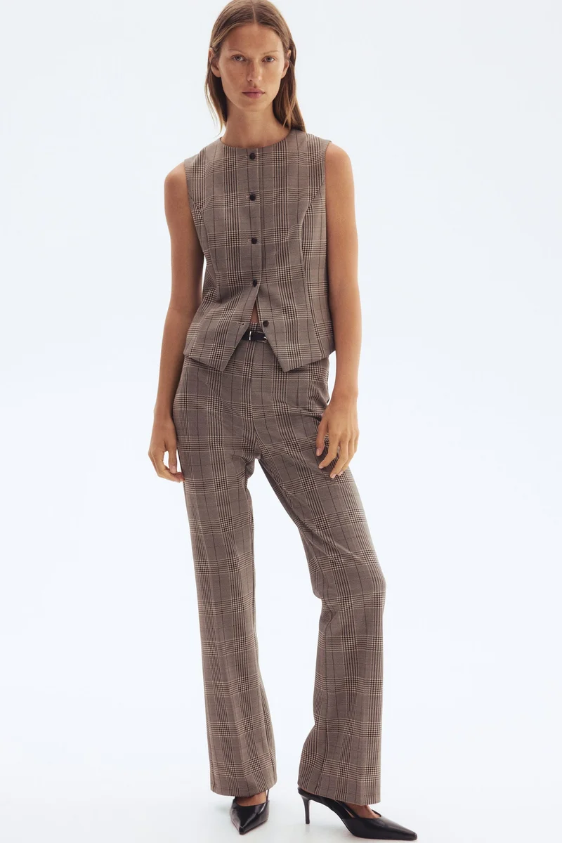 اتش اند ام جيليه بقصّة ضيقة