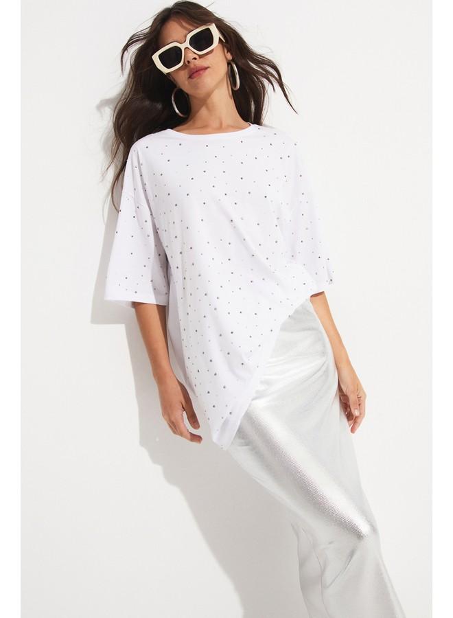 JUNE Women Crew Neck Stone Detailed Oversize Cotton Tshirt White - Image 2