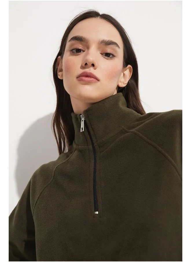 JUNE June Half Zip Fleece Sweatshirt Khaki