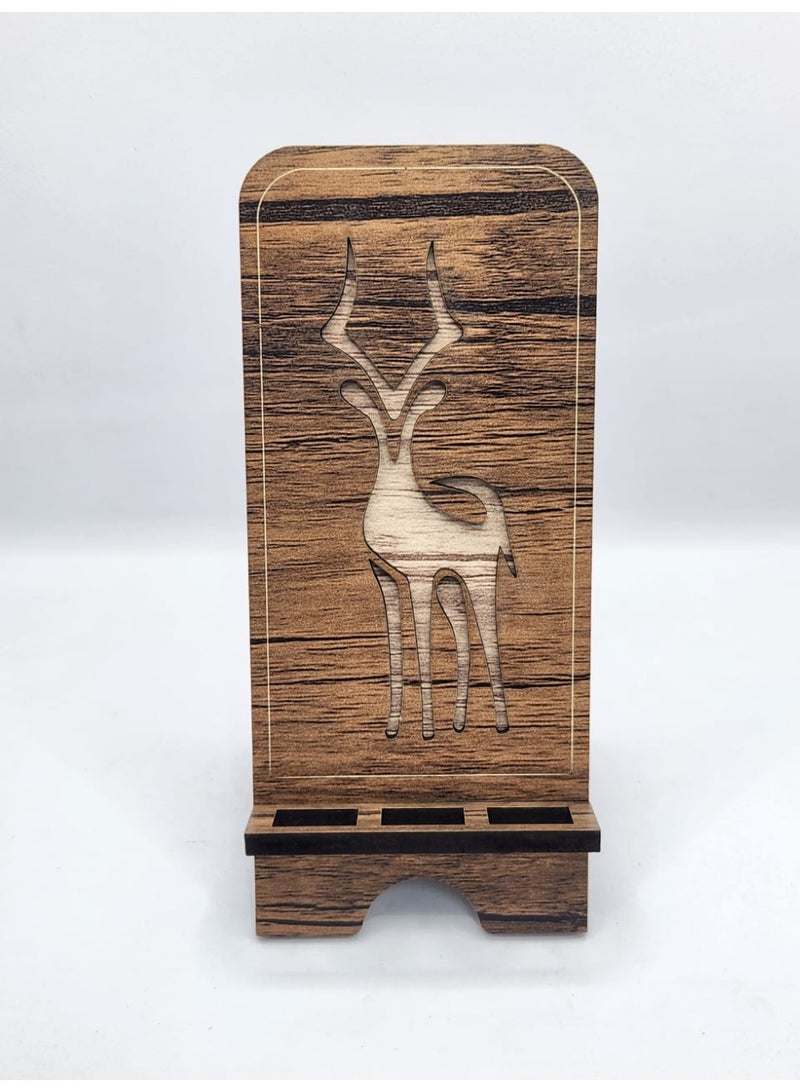 Kipfy Woodland Deer Phone Stand Mobile phone stand – suitable for watching videos, video calls, or hands-free use - Image 4