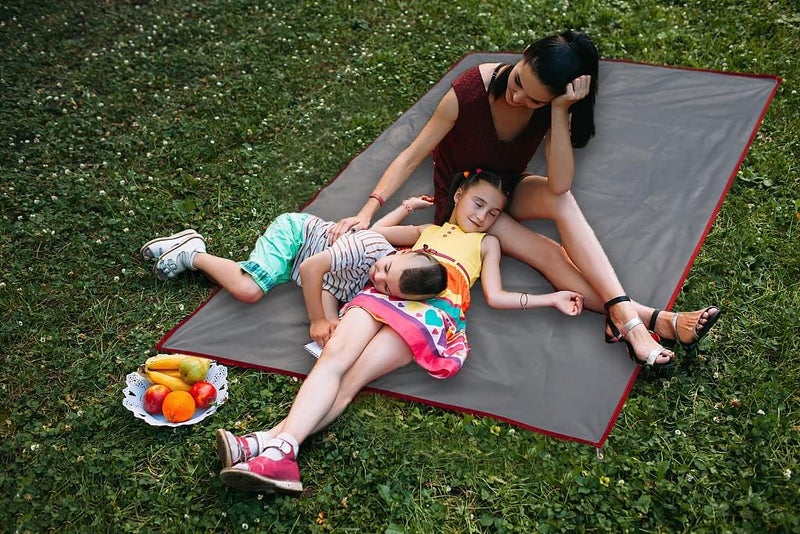 Wind Tour Portable Multifunctional Outdoor Camping Tarp Groundsheet Footprint Lightweight Floor and Ground Tarps for Camping Hiking with Carry Bag (86.6" x 86.6") - Image 4