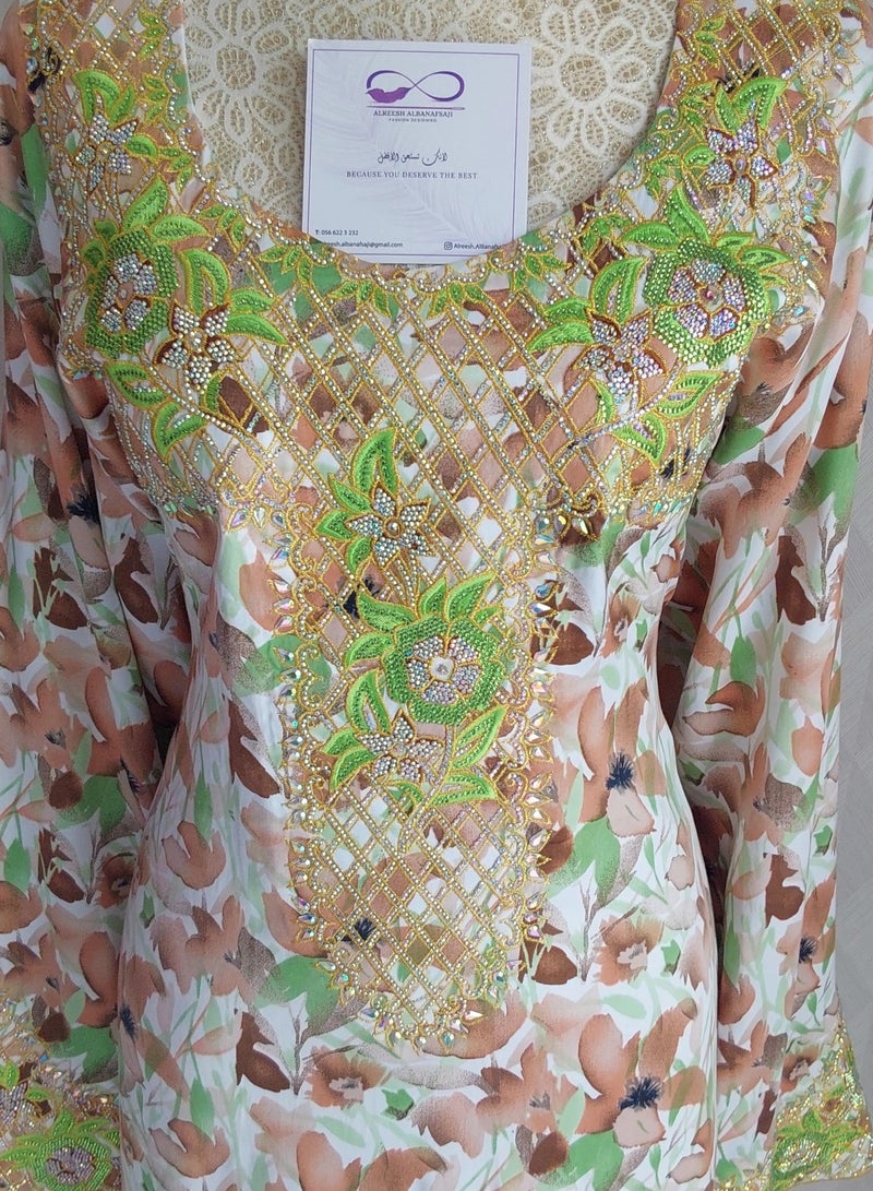 الريش البنفسجي  ALREESH 25 MUKHAWER GULF EMBROIDERY WITH HIS OWN HANDS READY-MADE - Image 2