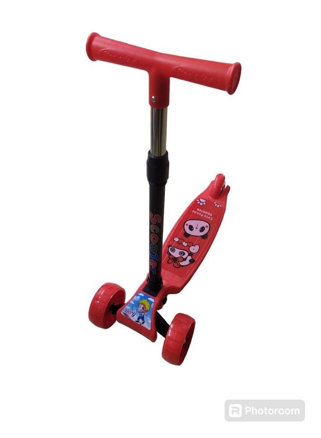 سكوتر للأطفال، 3 عجلات فلاش ملونة، سكوتر ذكي مع مقبض قابل للطي وتعديل الارتفاع (باندا) - Image 1