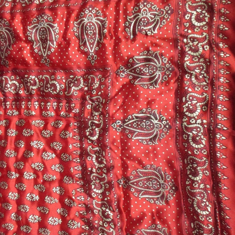 SVT Jaipuri Silk Razai with Gold Print,Red - Image 2
