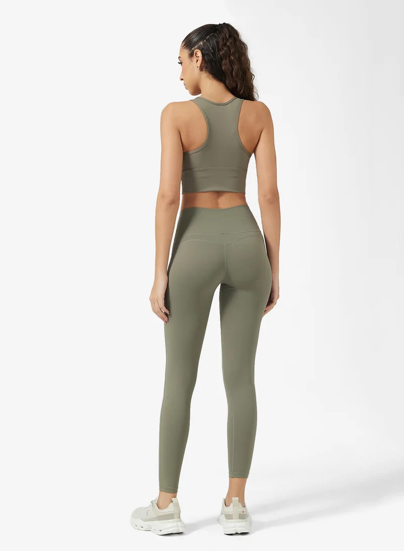 فورورد Sculpting Sports Bra & Legging Set