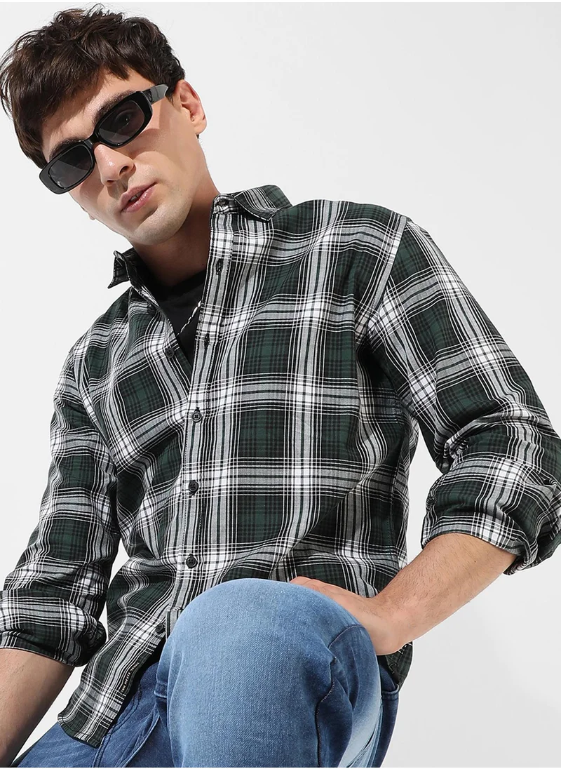كامبوس سوترا Men's Green Checkered Regular Fit Casual Shirt