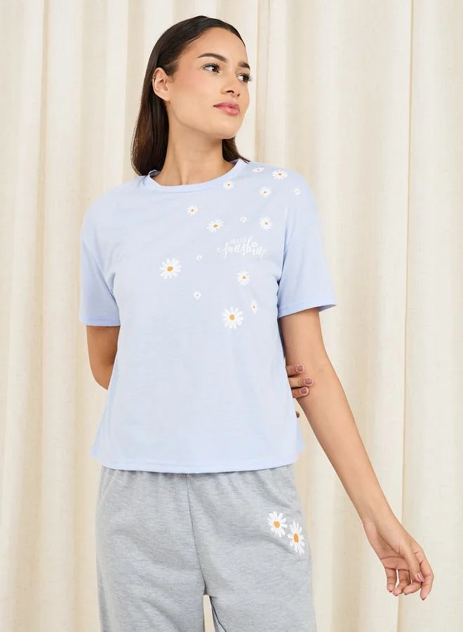 ستايلي Daisy Print Drop Shoulder T-Shirt and Melange Pyjama Set