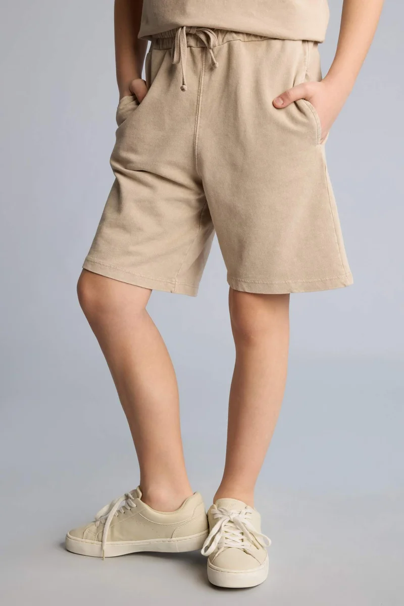 ديفاكتو Oversize Fit Shorts