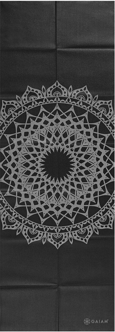 Gaiam حصيرة يوغا قابلة للطي من جايام للسفر واللياقة البدنية والتمارين | حصيرة يوغا قابلة للطي لجميع أنواع اليوغا، بيلاتس وتمارين الأرض، مراكش منتصف الليل، 2 مم - Image 2