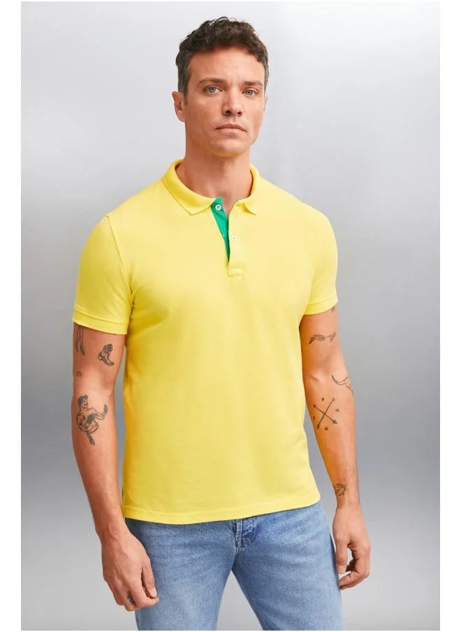 جريميلانج Grimelange Mathew Men's Yellow Polo Neck T-Shirt