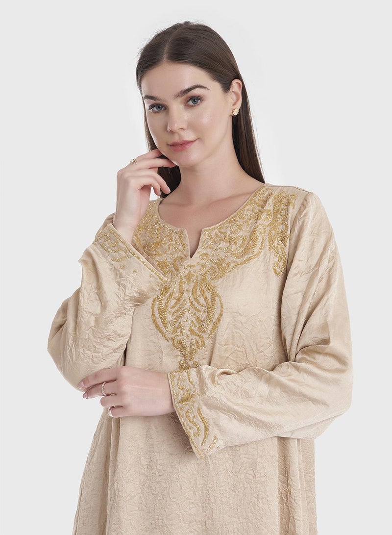 كشخة جلابية مطرزة يدوياً - Image 1