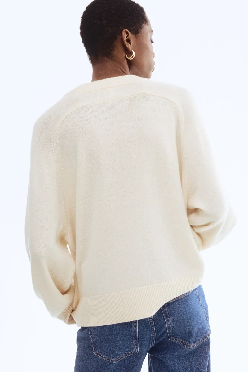 اتش اند ام كنزة صوف بقصّة فضفاضة