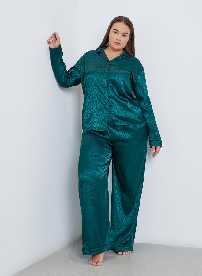 ستايلي طقم من بنطال بيجاما وبلوزة ساتان بمقاس كبير - Image 1