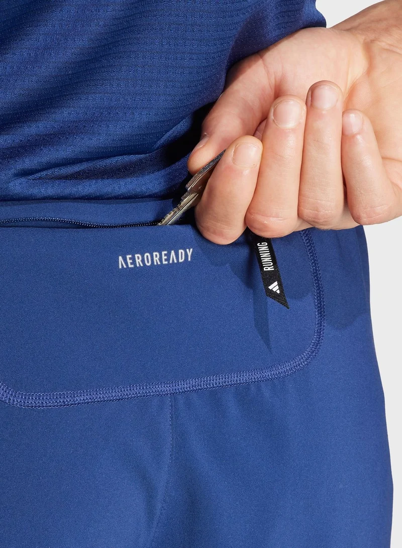 adidas شورت مزين بشعار العلامة التجارية