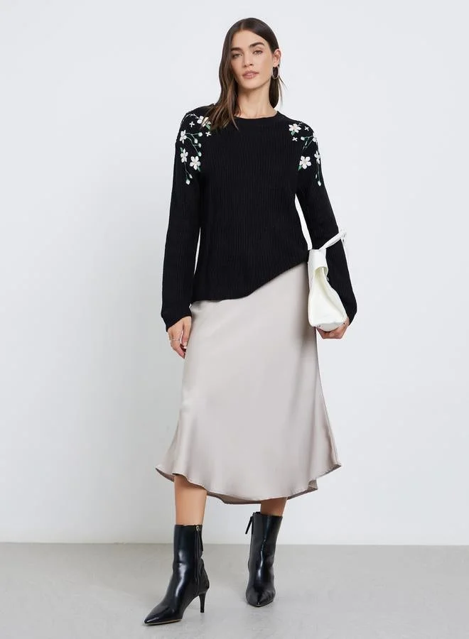 Styli Styli Black Floral Embroidered Chunky Knit Sweater