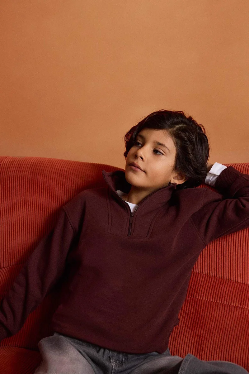ديفاكتو Boy Half Zippered Sweatshirt