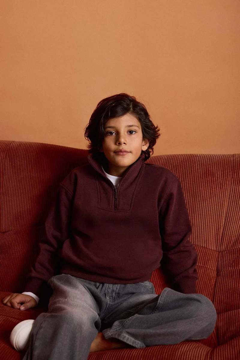 ديفاكتو Boy Half Zippered Sweatshirt
