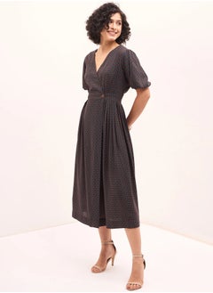Women's  Elegant Dress with V Neckline, Unique Sleeves, and Geometric Pattern, Perfect for Casual and Formal Occasions, Flattering Fit, Quality Fabric, Versatile Style