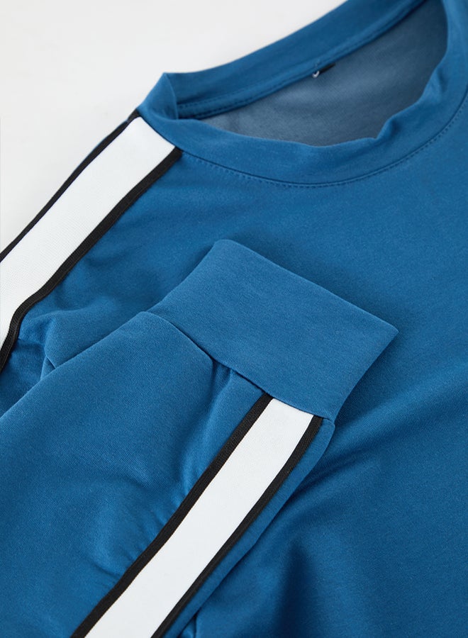 trendyol Blue Regular/Normal Cut Crew Neck Long Sleeve Piping Sweatshirt TMNSS20SW0074 - Image 2