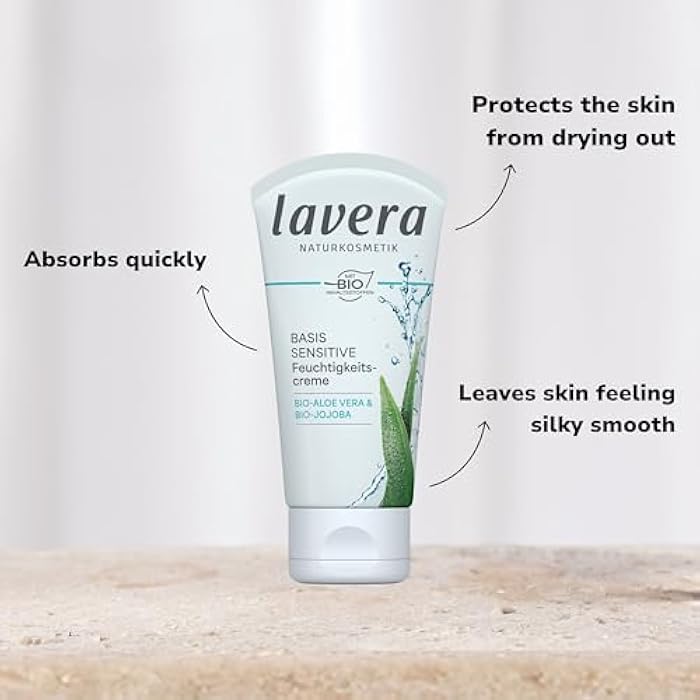 lavera كريم مرطب لافيرا بيس سنسيتيف - مرطب وجه عضوي ونباتي مع الألوة فيرا وزبدة الشيا - عناية طبيعية بالبشرة لجميع أنواع البشرة - 1.69 أونصة سائلة - Image 3