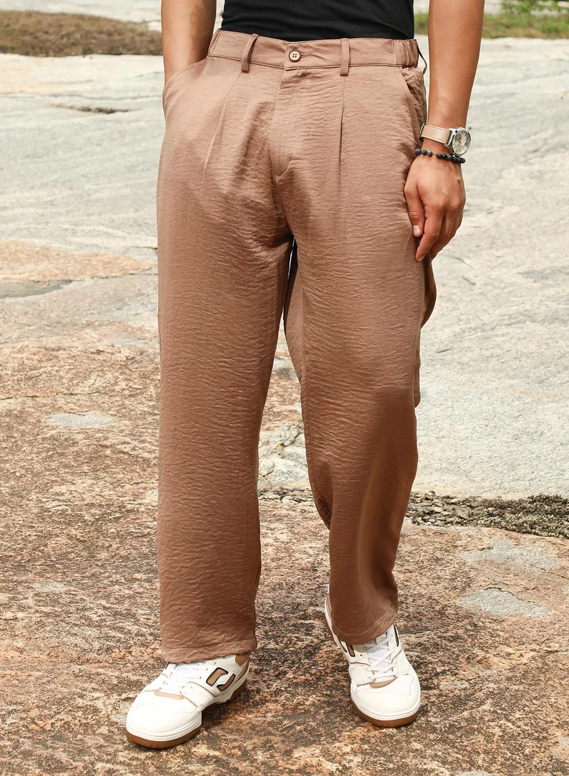 Campus Sutra Campus Sutra Men's Bronze Brown Creased-Pleated Straight Trousers | Mid-Rise , Straight Hem , Button Closure | Solid Creased | Polyester Blend Trousers For Formal & Office Wear