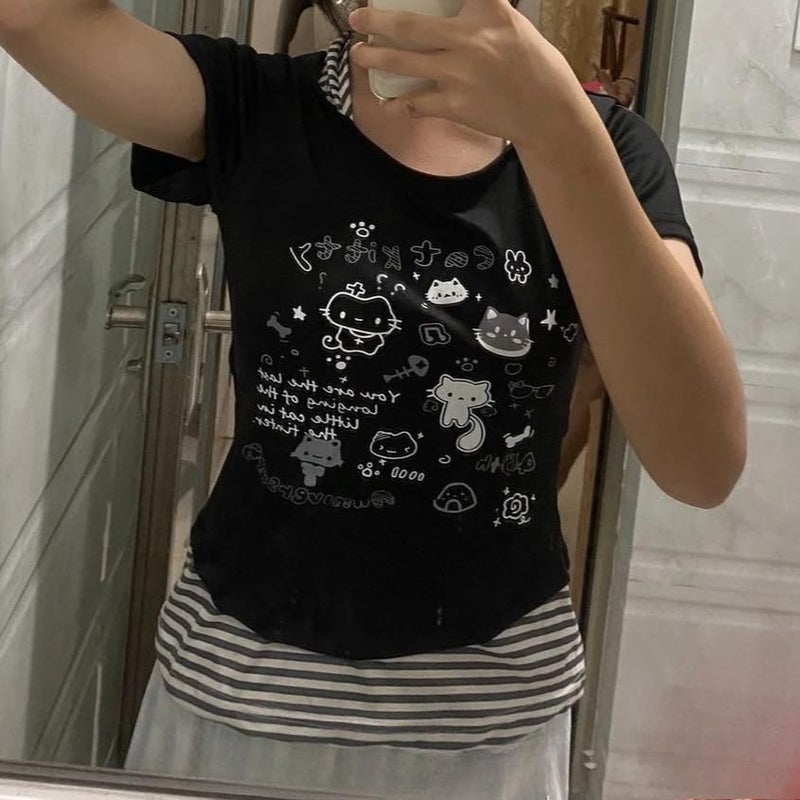 MANGMAO Kawaii Cutecore Harajuku Vintage Y2k 2000s Tops Summer Alt Goth Emo Short Sleeve Graphic Tees (Black,Small) - Image 5
