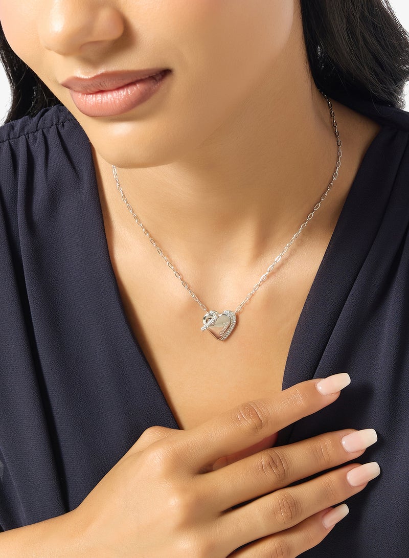 GUESS T-Bar Heart Chain Necklace - Image 5