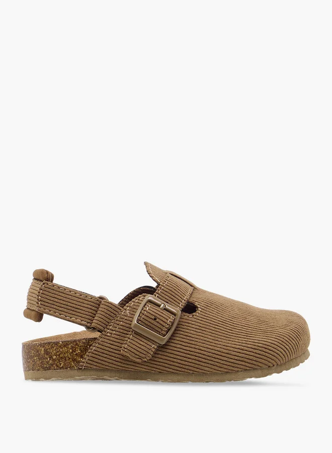 JUNIORS Boys Textured Sandals with Hook and Loop Closure