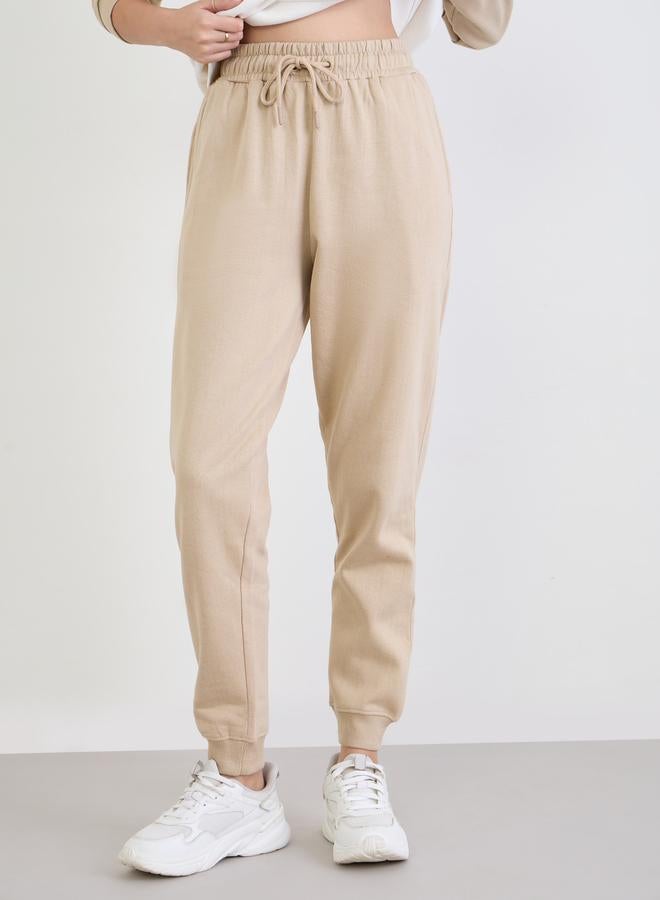 ستايلي طقم بيجاما من جوغر وسويت شيرت طويل بقصة عادية - Image 5