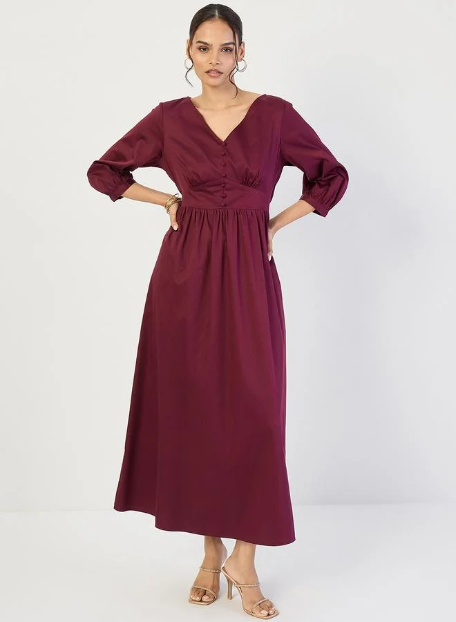 فيميلا فستان طويل بتفصيلة كورسيه