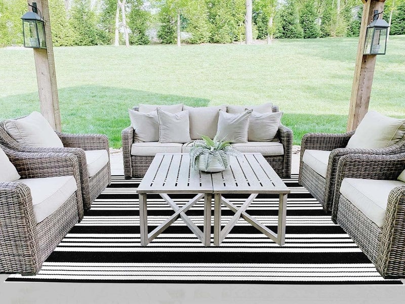 BUAGETUP Black and White Outdoor Patio Rug,5x8ft Striped Outdoor Rug Machine Washable Hand Woven Cotton for Living Room Front Porch - Image 4
