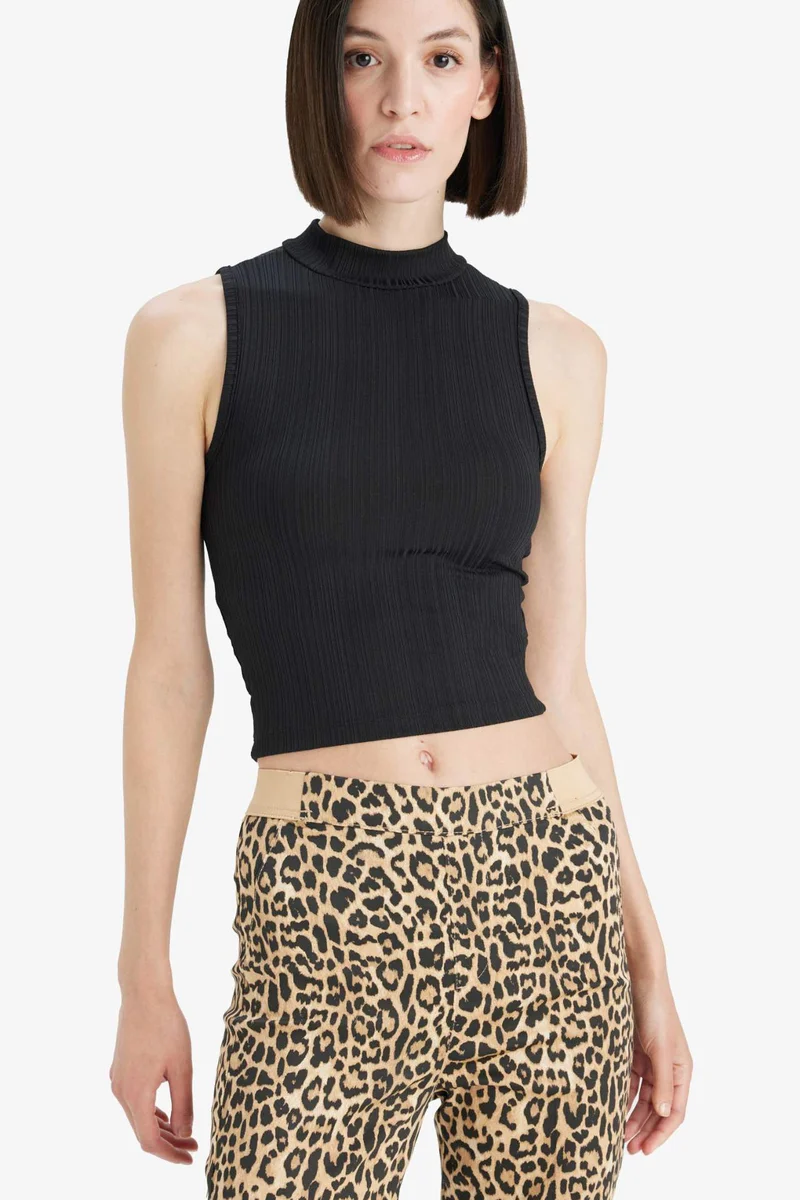 ديفاكتو Slim Fit Half Turtleneck Ribbed Camisole Sleevless Blouse