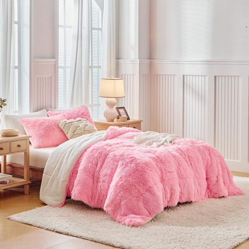 UOZZI BEDDING Pink Faux Fur Comforter Set Queen 3 Pieces - 1 Shaggy Comforter Set 90x90 and 2 Pillowcases, Ultra Soft and Easy Care Luxury Plush Shaggy Duvet Set for Girls Women Princess Style - Image 3