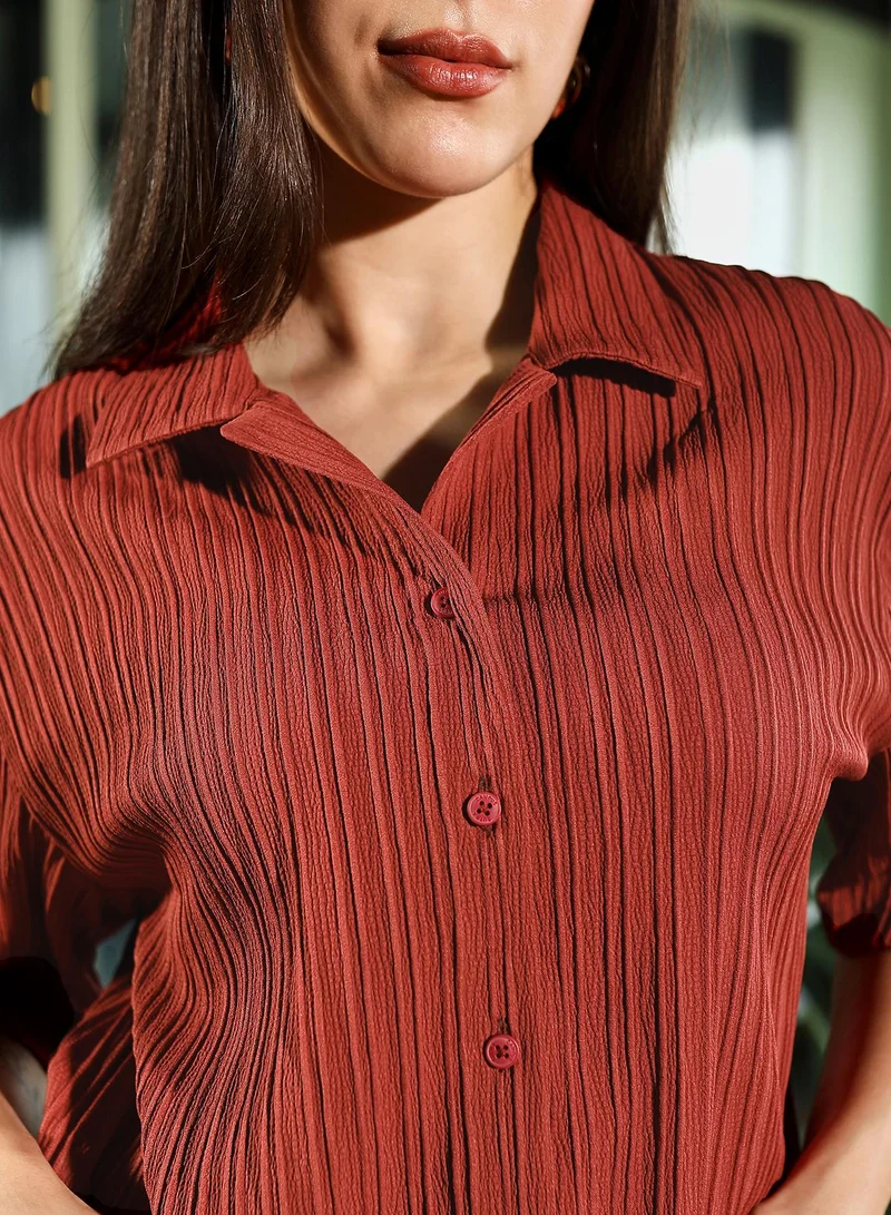 Pinacolada  Women's Brick Red Pin-Tactile Boxy Crop Shirt | نساء | أكمام قصيرة | سادة | كاجوال | قميص | طوق كوبي for Women | Best Price UAE