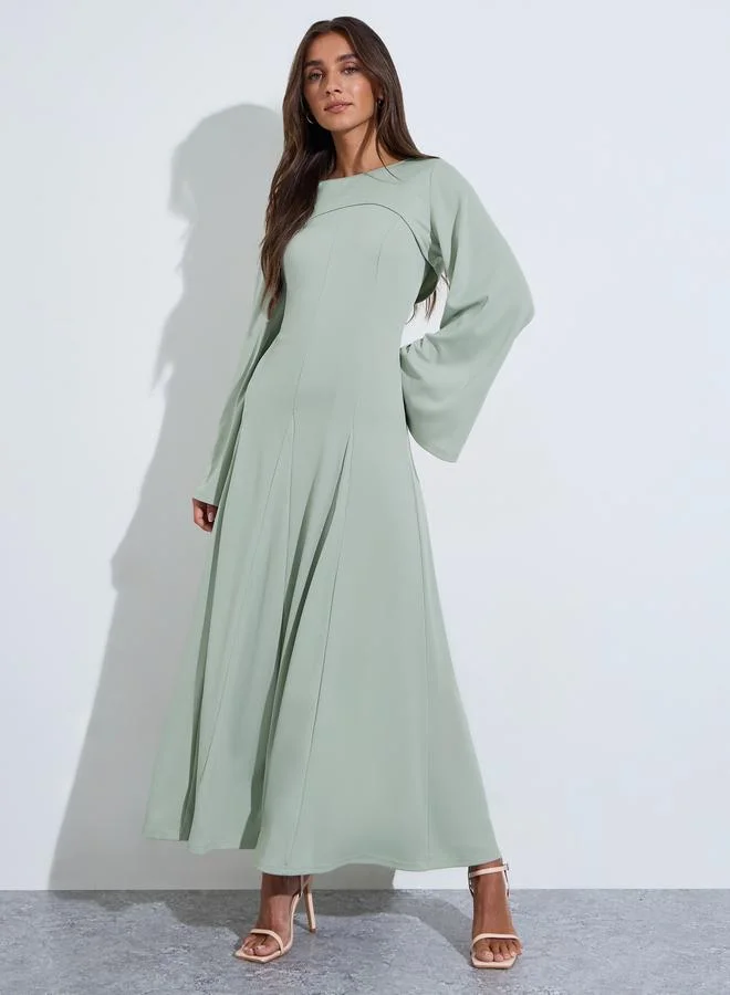 Green Solid Pleated Details A-Line Maxi Dress with Shrug