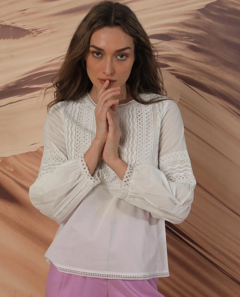 Rareism Women's Lace-Detailed Balloon Sleeve Blouse
