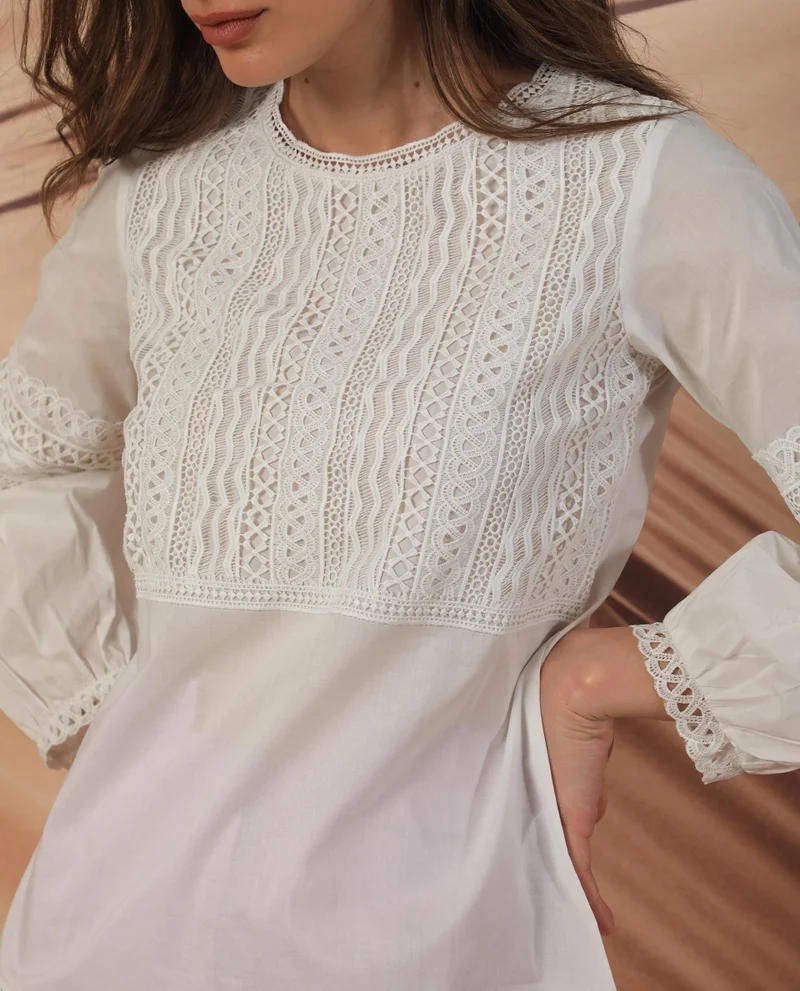 Rareism Women's Lace-Detailed Balloon Sleeve Blouse