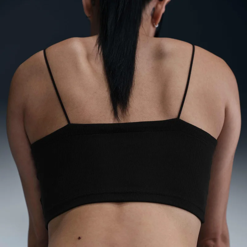 نايكي طقم سبورتووير تشيل نيت 2 في 1 للنساء