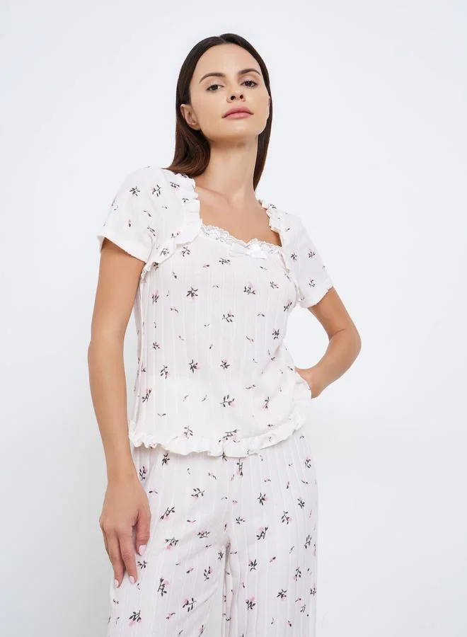 Styli Textured Ditsy Floral Lettuce Hem Bolero Sleeve Top and Pyjama Set