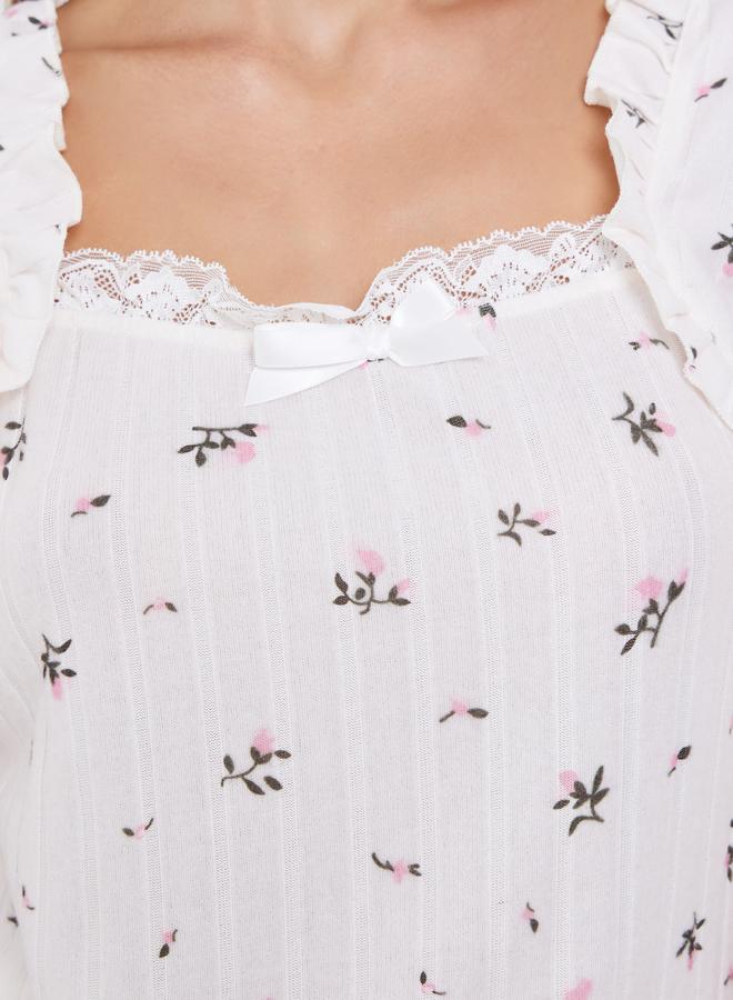 Styli Textured Ditsy Floral Lettuce Hem Bolero Sleeve Top and Pyjama Set - Image 3