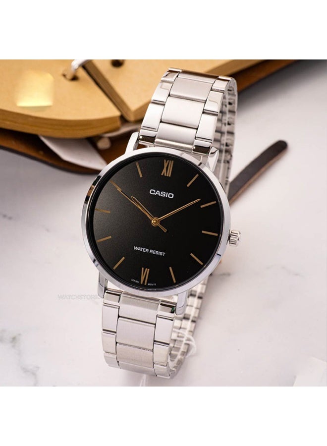 كاسيو ساعة كاسيو للرجال MTP-VT01D-1B من الستانلس ستيل – قرص أسود، تصميم نحيف كلاسيكي، مقاومة للماء حتى 50 متر - Image 2