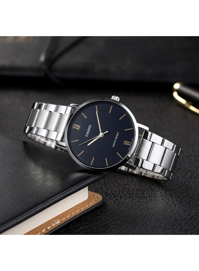 كاسيو ساعة كاسيو للرجال MTP-VT01D-1B من الستانلس ستيل – قرص أسود، تصميم نحيف كلاسيكي، مقاومة للماء حتى 50 متر - Image 4