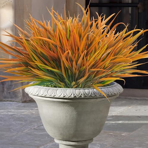 نباتات خارجية صناعية مقاومة للأشعة فوق البنفسجية من يويك 12 حزمة من العشب الاصطناعي نباتات بلاستيكية مزيفة خضرة شجيرات للمنزل الحديقة ممر صندوق نافذة الشرفة الأمامية مقبرة ديكور خريف برتقالي