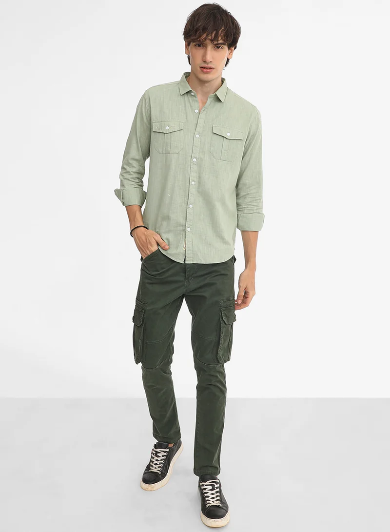 Campus Sutra Men's Olive Green Solid Utility Shirt