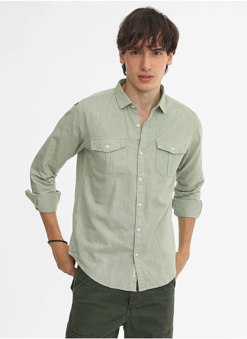 كامبوس سوترا Men's Olive Green Solid Utility Shirt