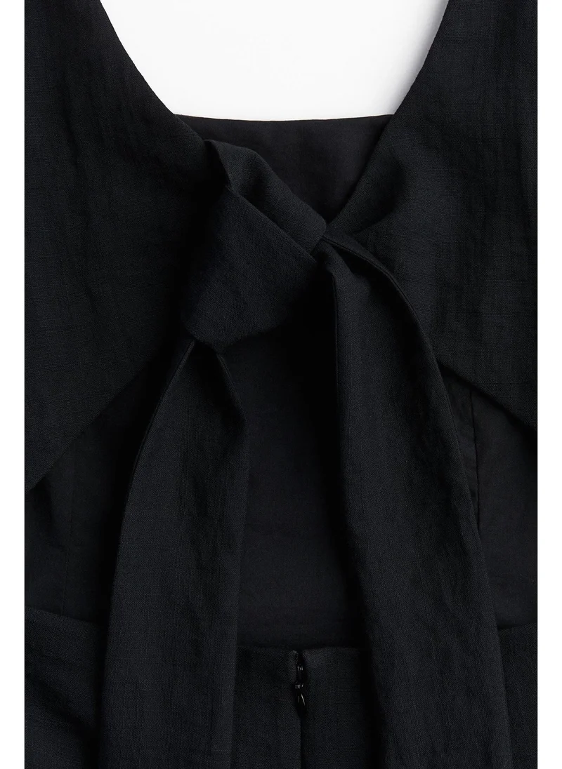 H&M Bow-back dress